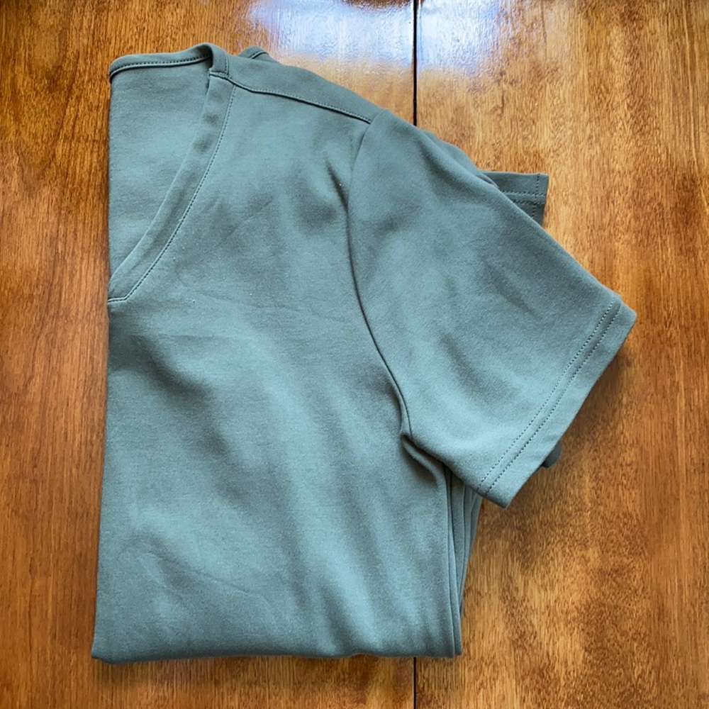Jaanuu olive green matching scrub set
